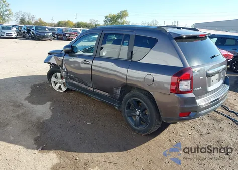 2017 Jeep Compass High Altitude 4X4 z USA, uszkodzony, nr VIN 1C4NJDEB4HD107593